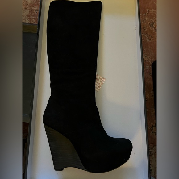 EUC L.A.M.B by Gwen Stefani Poppy Wedge Boots - Picture 4 of 5